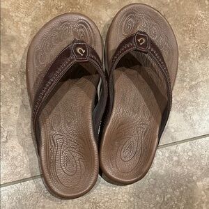 OluKai Brown Sandals